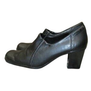 Liz Baker Classic Black Leather Block Chunky Heels Slip On dress shoes size 9